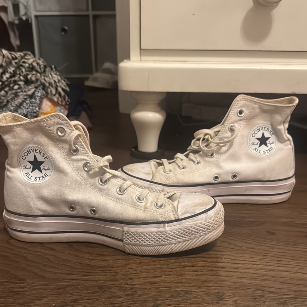 Converse All Star High Tops in Off-White